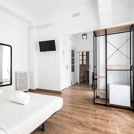 Concept Rooms บาเลนเซีย ภายนอก รูปภาพ