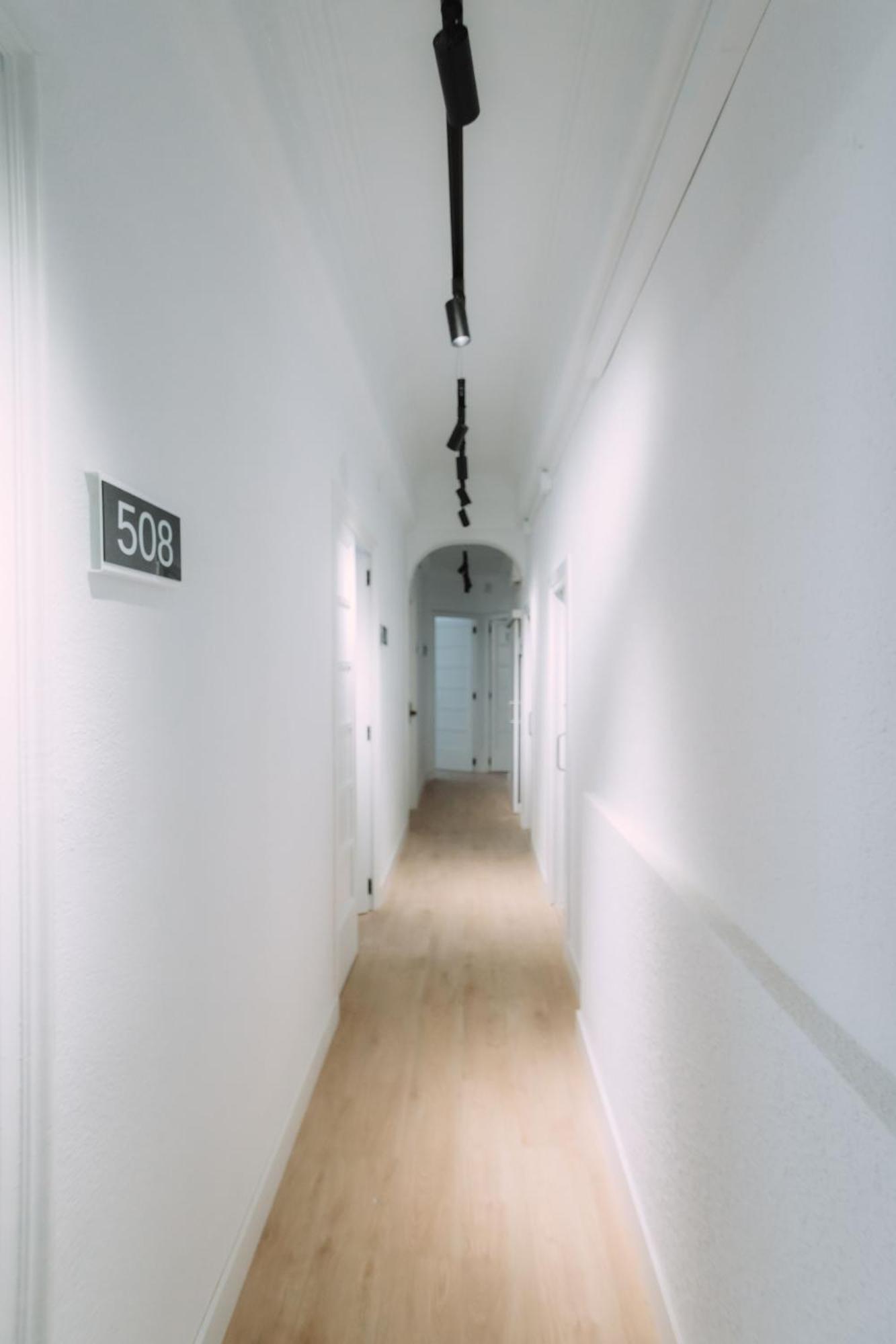 Concept Rooms บาเลนเซีย ภายนอก รูปภาพ