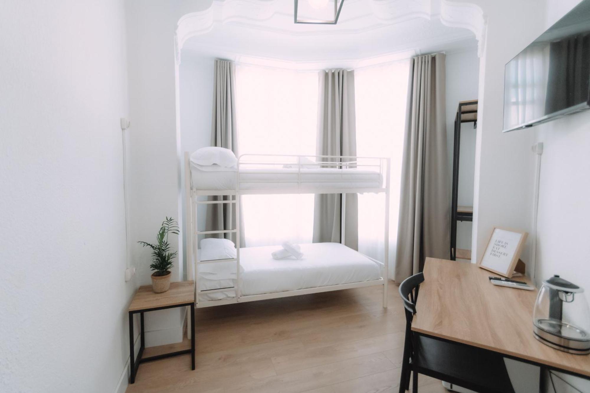 Concept Rooms บาเลนเซีย ภายนอก รูปภาพ