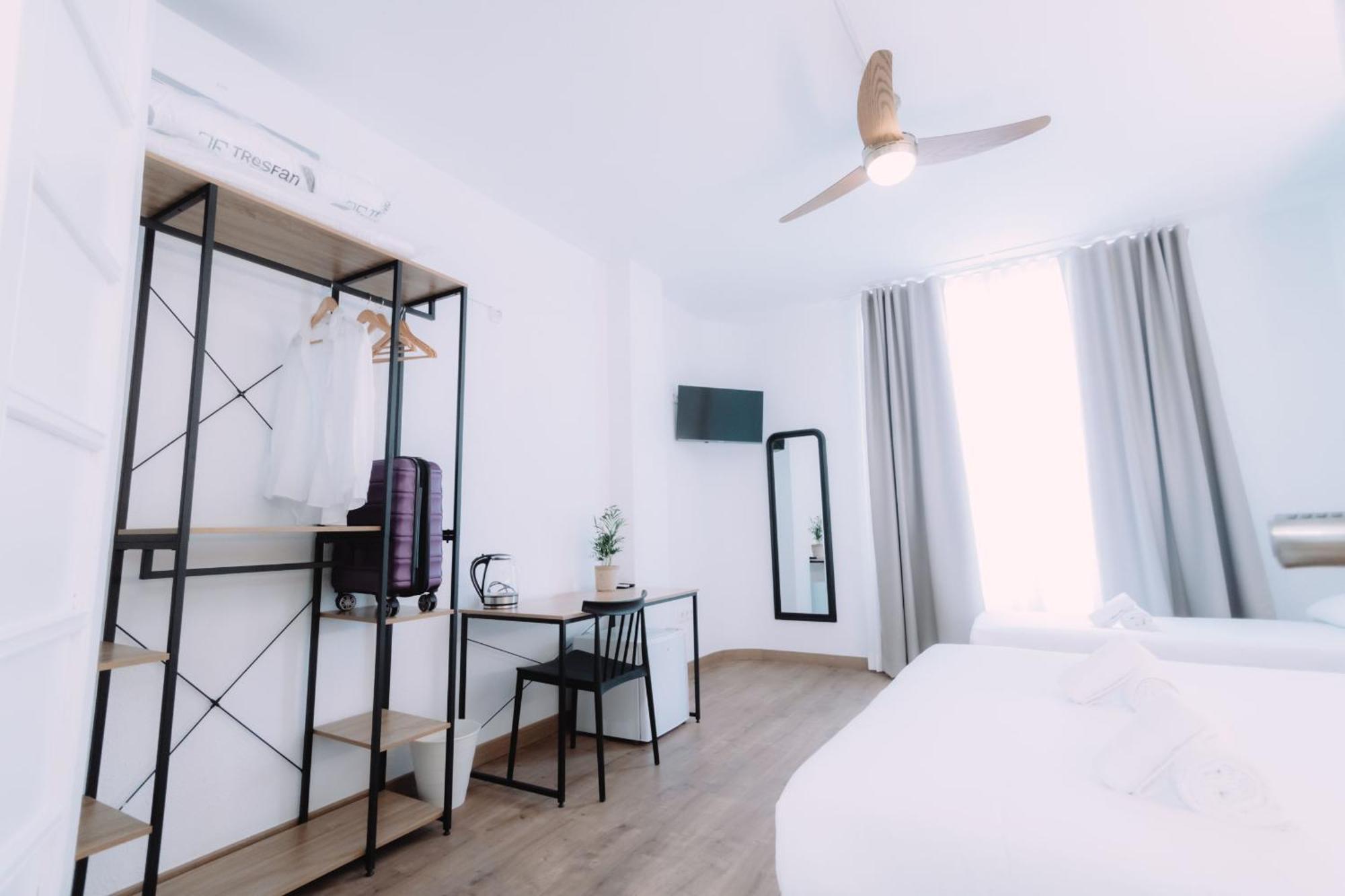 Concept Rooms บาเลนเซีย ภายนอก รูปภาพ
