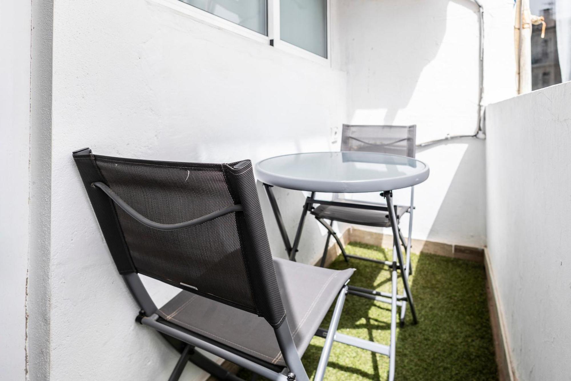 Concept Rooms บาเลนเซีย ภายนอก รูปภาพ